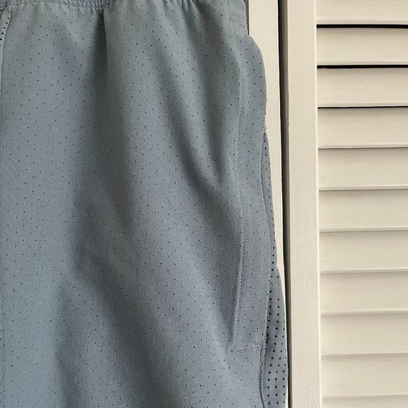 Lululemon Step Back Jump Short 9” Chambray men’s medium rare - Picture 4 of 12